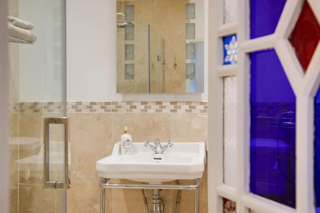 Princes Villa - Large Fully Self Contained Flat, 5 Minutes From The Sea 哈斯丁 外观 照片